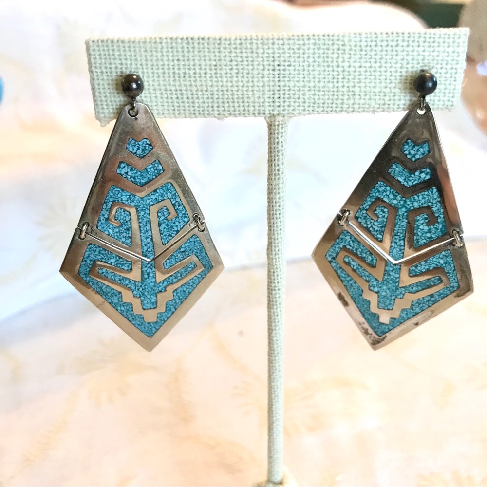 Vintage Taxco 925 SS Turquoise Chip Inlay Earrings